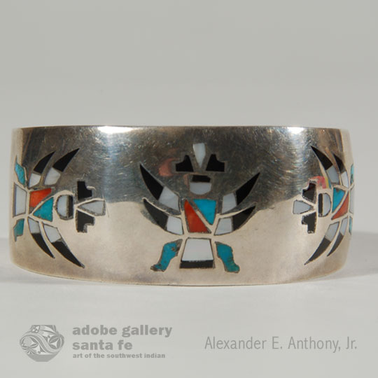Zuni Pueblo Jewelry - C3864.29